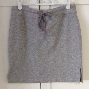 James Perse gray pull on skirt